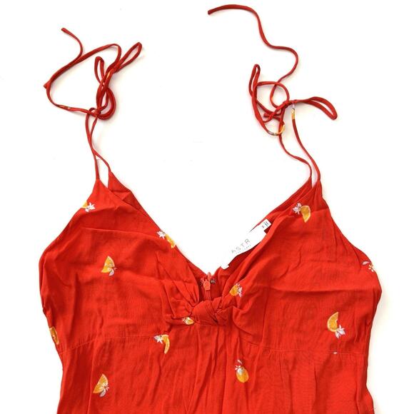 Astr The Label Adjustable Straps Brigette Dress In Atomic Orange Print - Picture 4 of 12